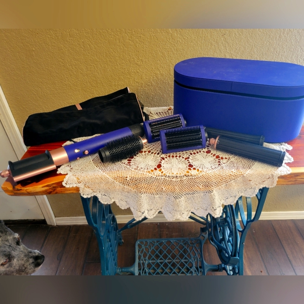 Dyson Air wrap system